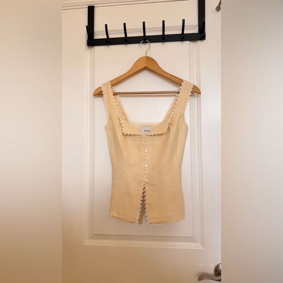 Reformation Viola Linen Top in Sugar. Brand new without tags, never worn. - Picture 6 of 12
